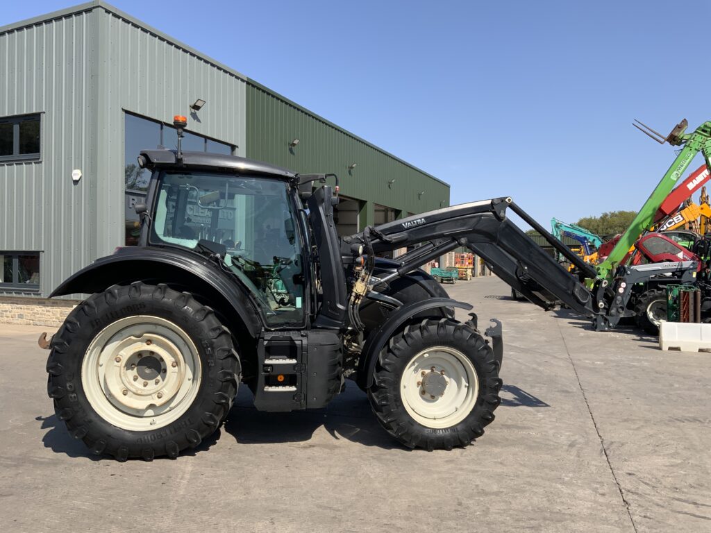 Valtra N155 Active Tractor (ST27242)