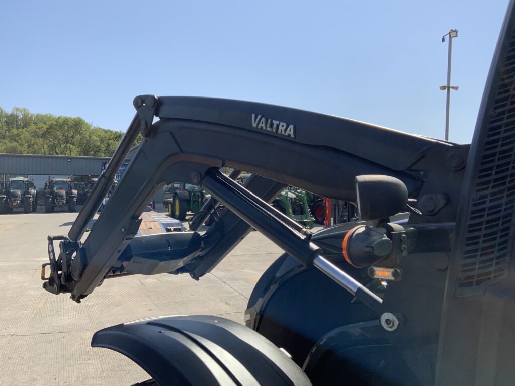 Valtra N155 Active Tractor (ST27242)
