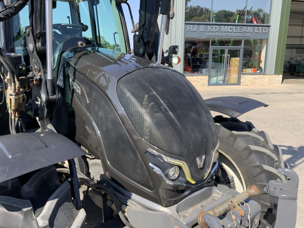 Valtra N155 Active Tractor (ST27242)