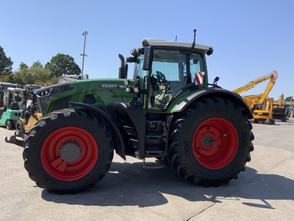 Fendt 942 Profi Plus Tractor (ST27341)