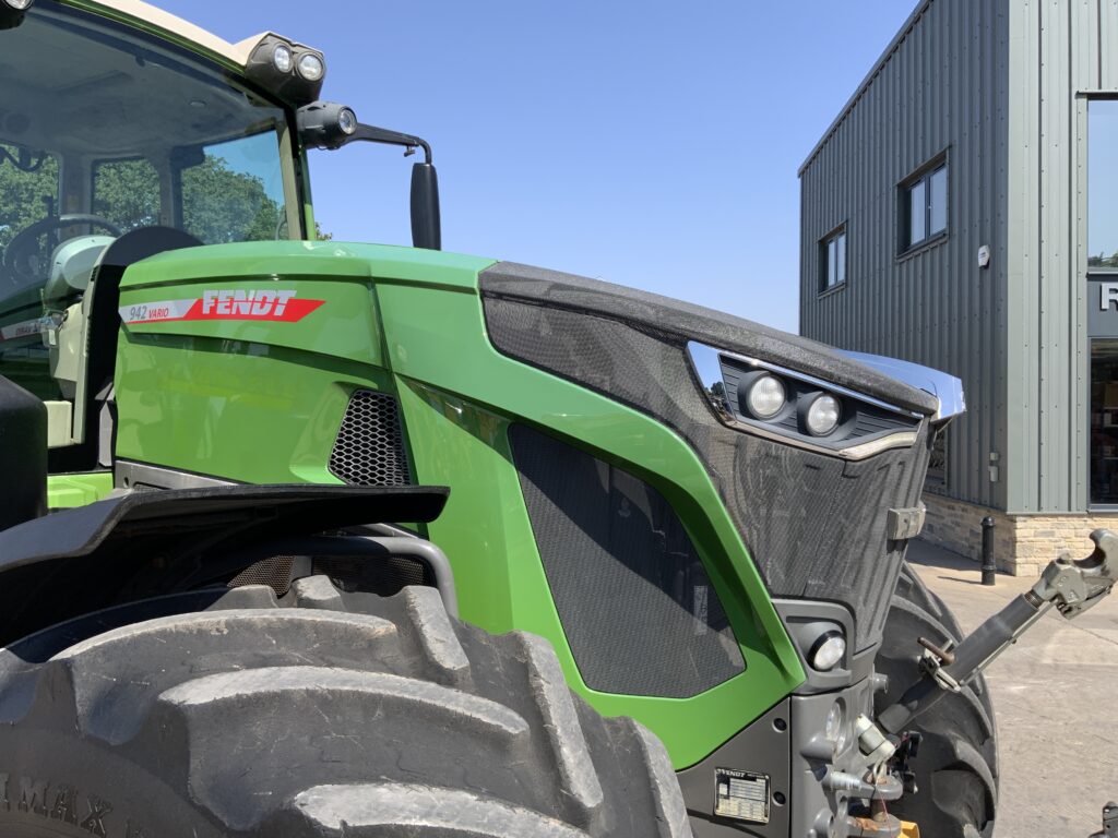 Fendt 942 Profi Plus Tractor (ST27341)