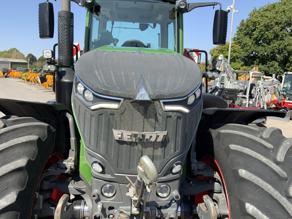 Fendt 942 Profi Plus Tractor (ST27341)