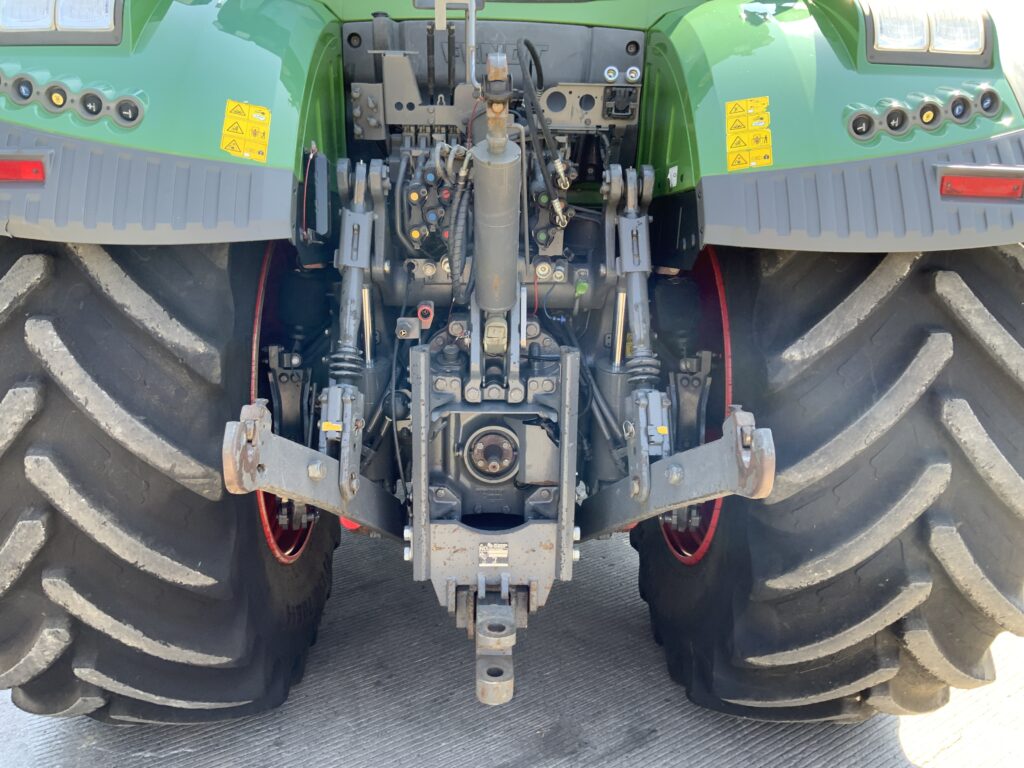 Fendt 942 Profi Plus Tractor (ST27341)