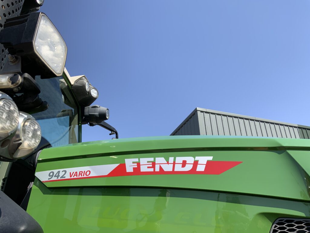 Fendt 942 Profi Plus Tractor (ST27341)