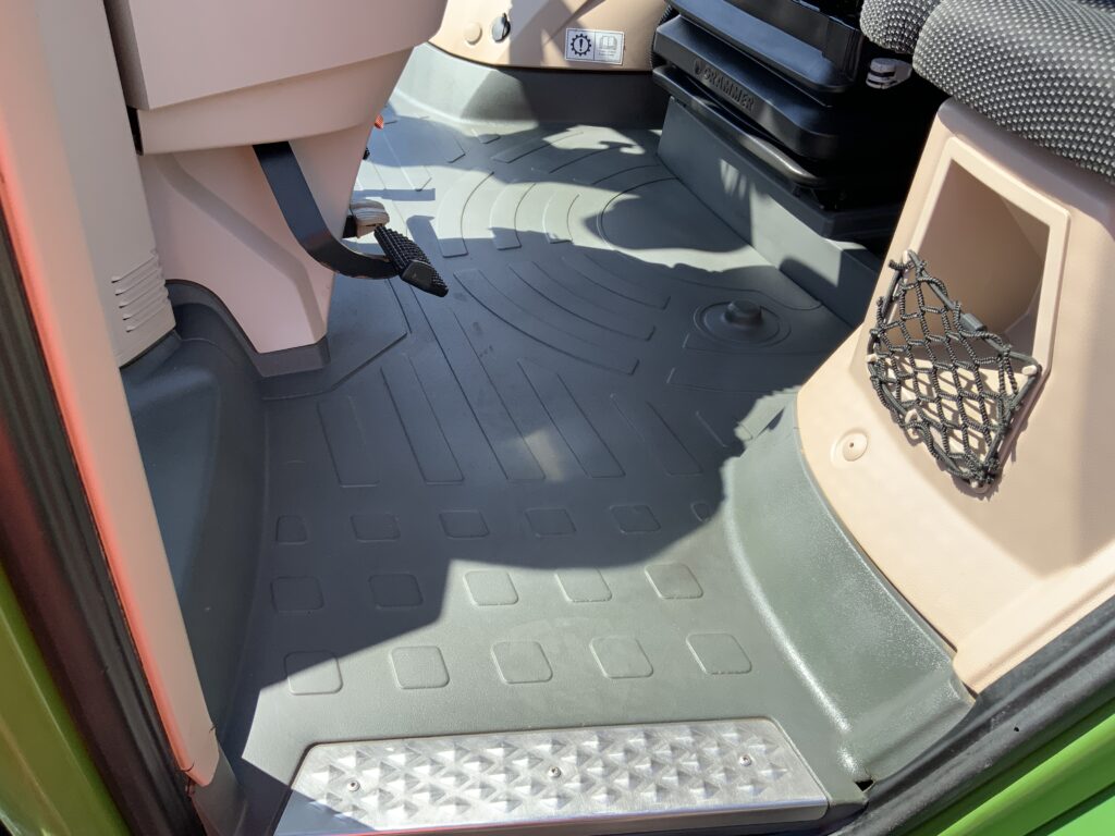 Fendt 942 Profi Plus Tractor (ST27341)