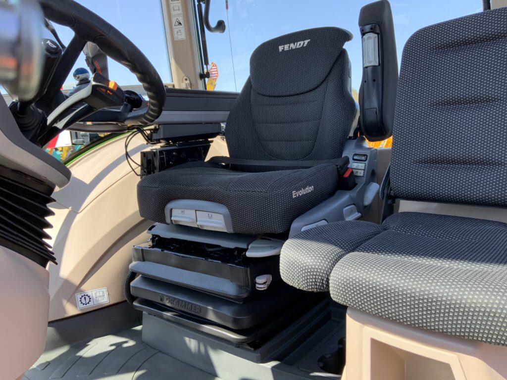 Fendt 942 Profi Plus Tractor (ST27341)