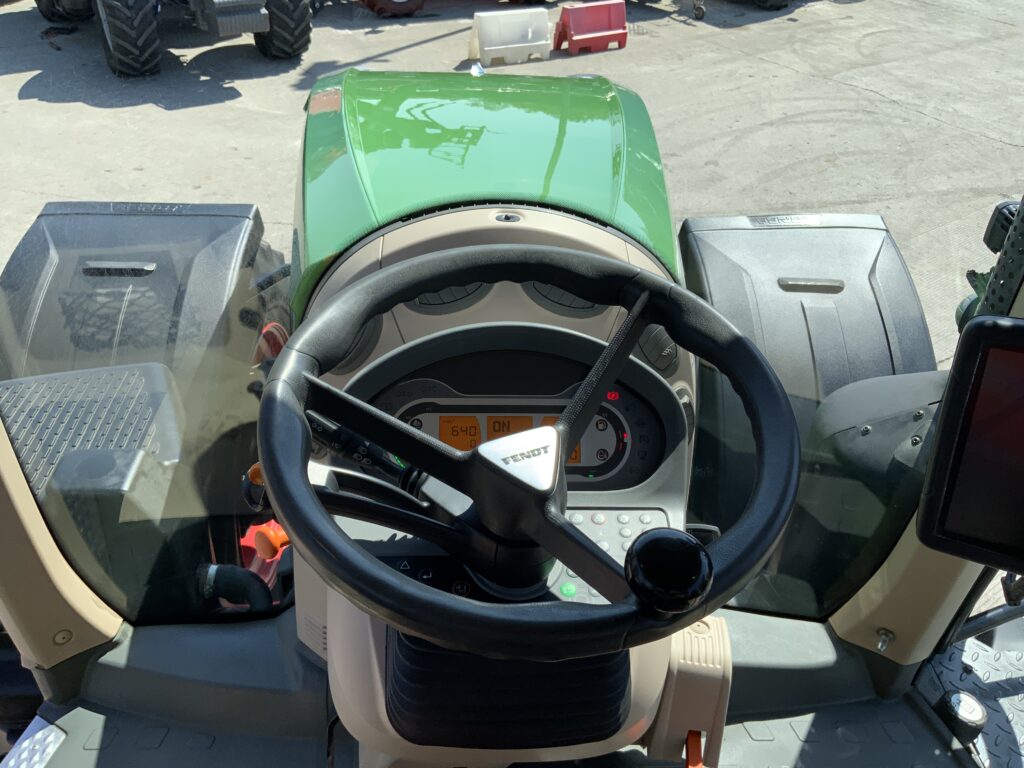 Fendt 942 Profi Plus Tractor (ST27341)