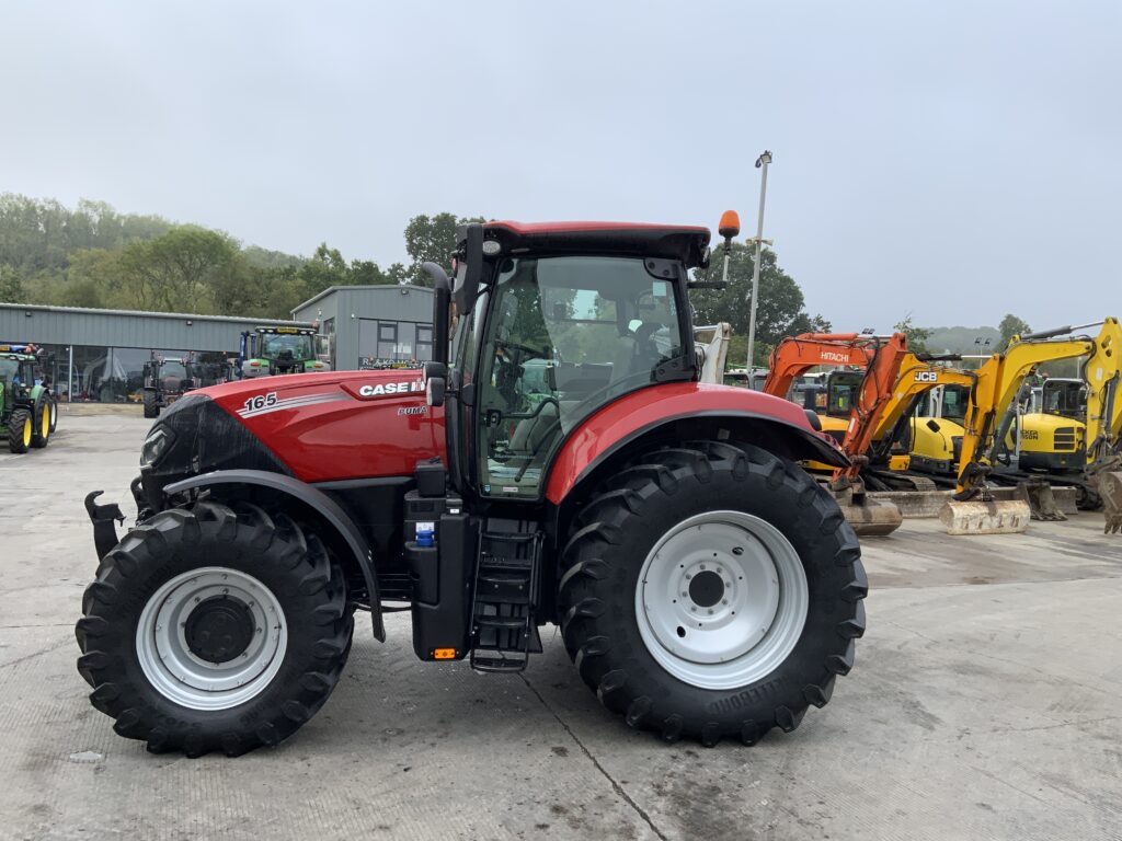 Case 165 Puma Power Shift Multi Controller Tractor (ST27459)