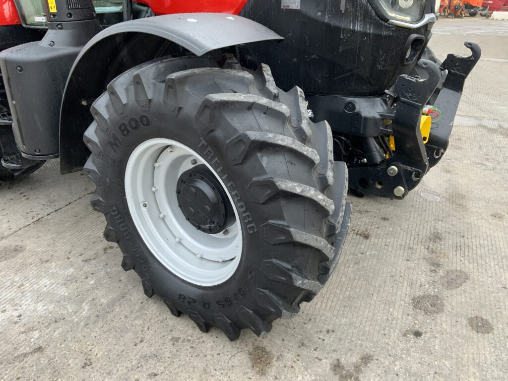 Case 165 Puma Power Shift Multi Controller Tractor (ST27459)