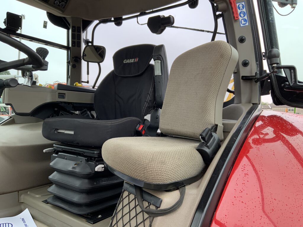 Case 165 Puma Power Shift Multi Controller Tractor (ST27459)