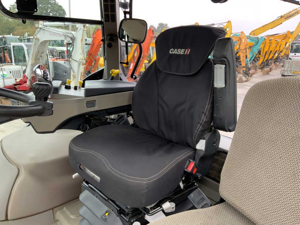 Case 165 Puma Power Shift Multi Controller Tractor (ST27459)