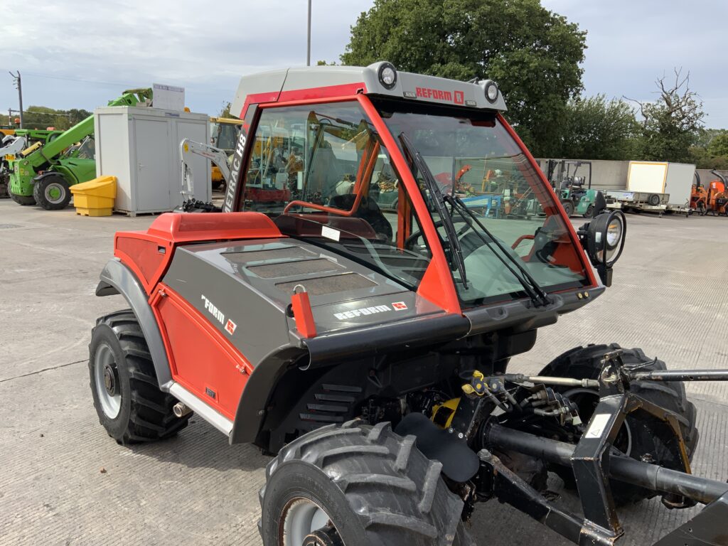 Reform Metrac H8X Hill Tractor