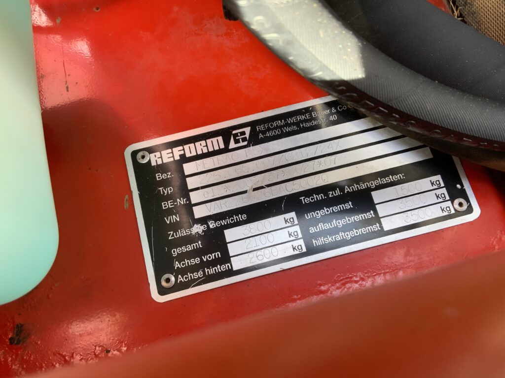 Reform Metrac H8X Hill Tractor