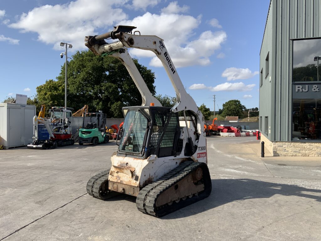 Bobcat T300 Tracked SkidSteer Loader (ST27231)