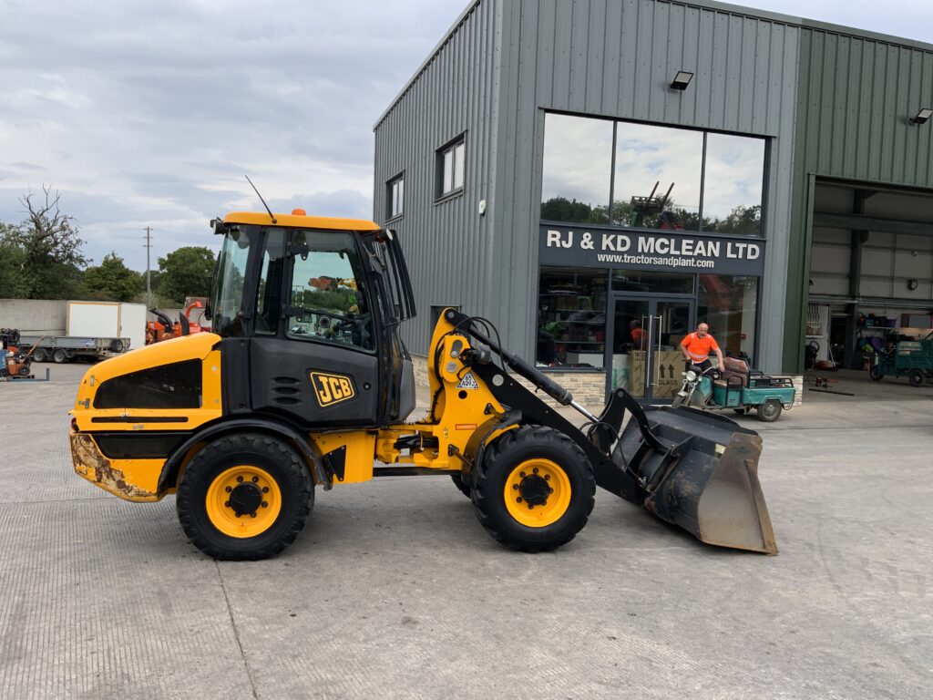 JCB 407 Wheeled Loading Shovel (ST27196)