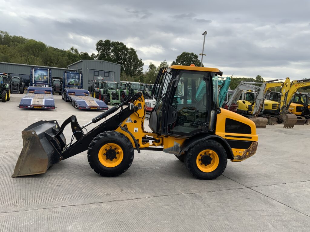 JCB 407 Wheeled Loading Shovel (ST27196)