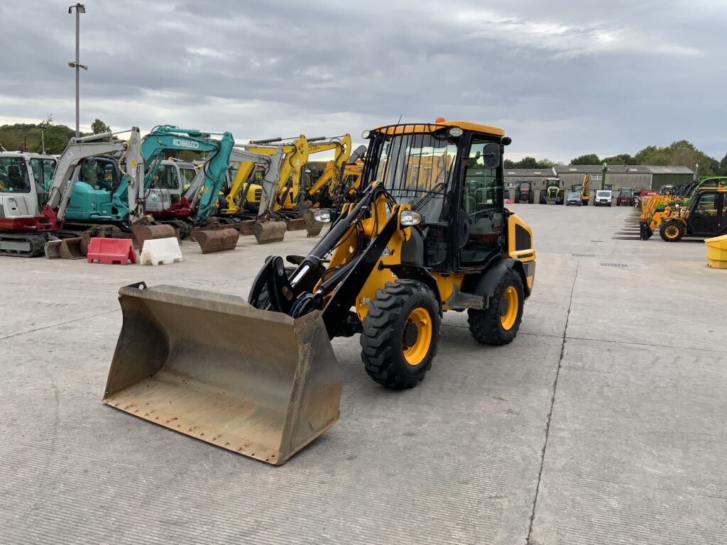 JCB 407 Wheeled Loading Shovel (ST27196)