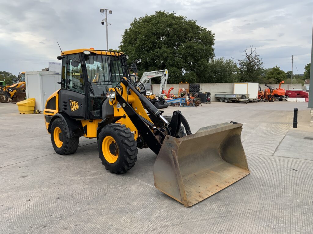 JCB 407 Wheeled Loading Shovel (ST27196)