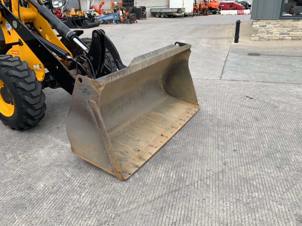 JCB 407 Wheeled Loading Shovel (ST27196)
