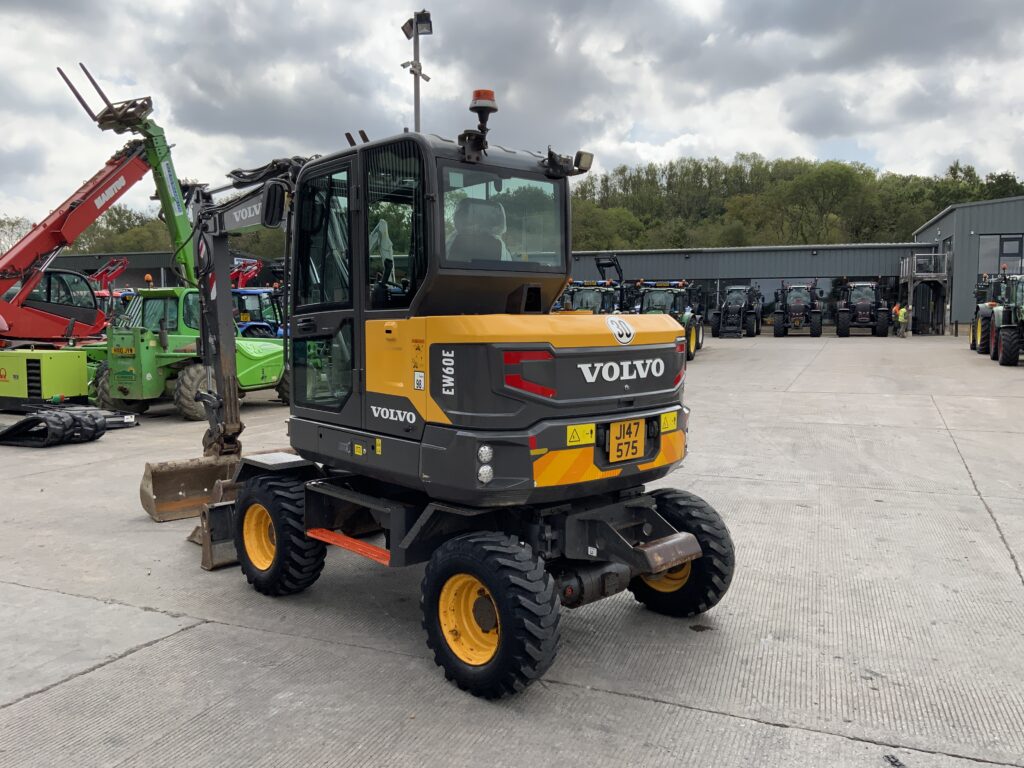 Volvo EW60E Wheeled Digger (ST27528)