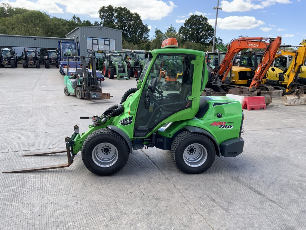 Avant Avant 760I Telescopic Compact Loading Shovel (ST27011)