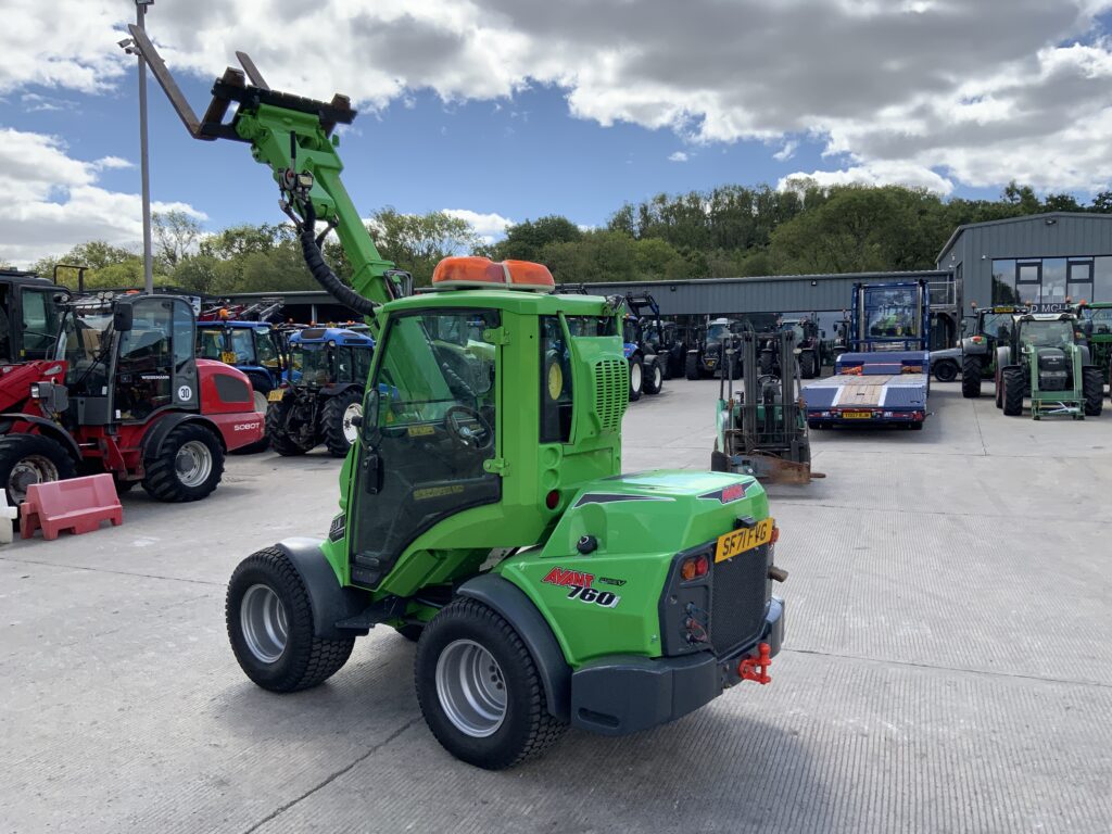 Avant Avant 760I Telescopic Compact Loading Shovel (ST27011)