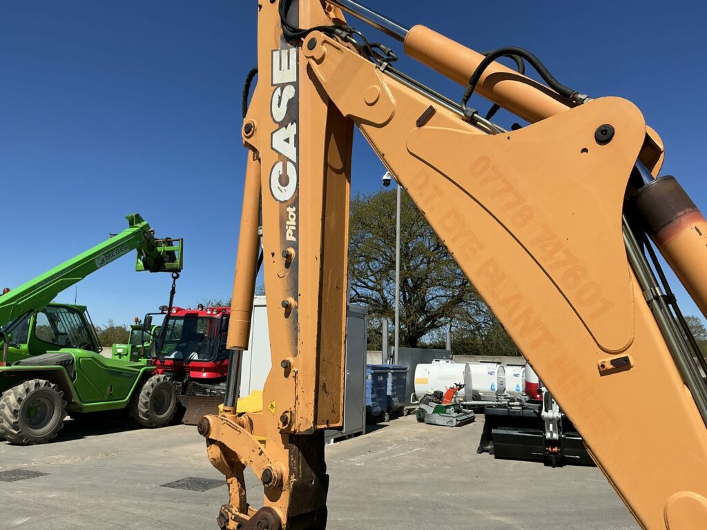 Case 590 Super R Wheeled Digger (ST26450)