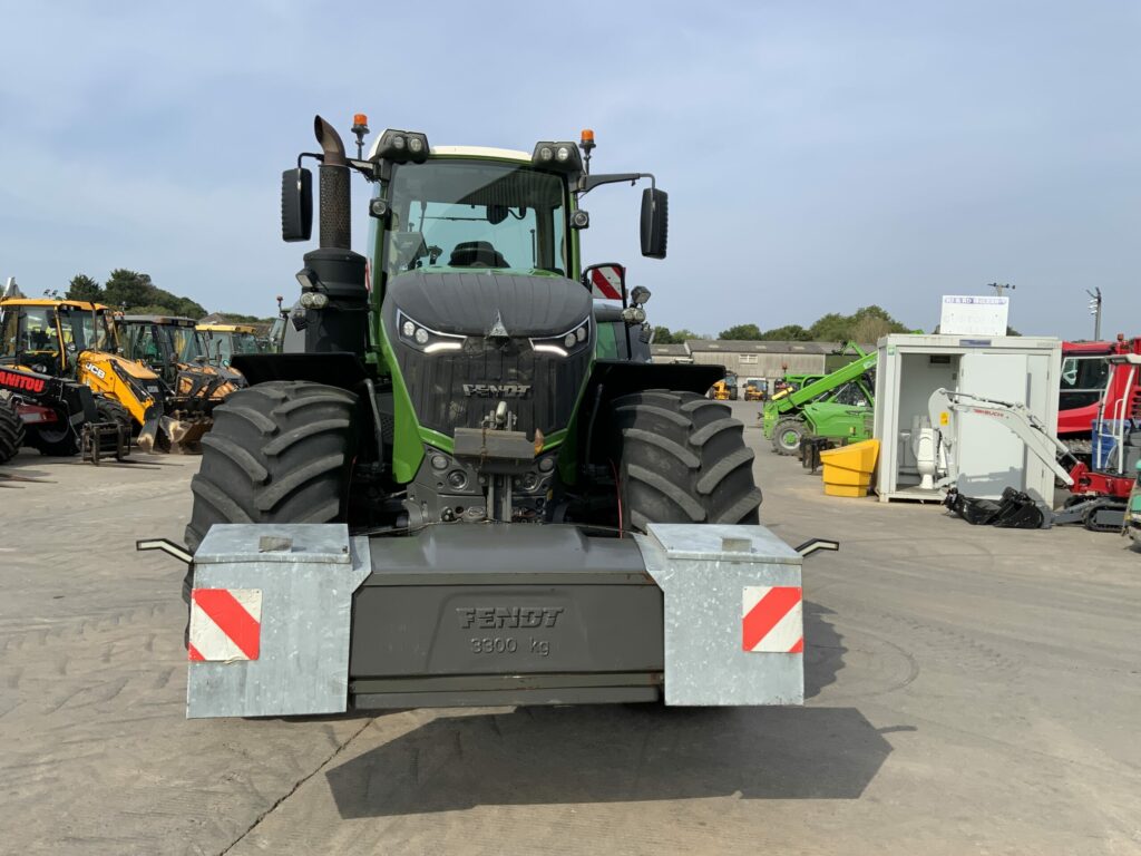 Fendt 1050 Profi plus Tractor (ST27261)