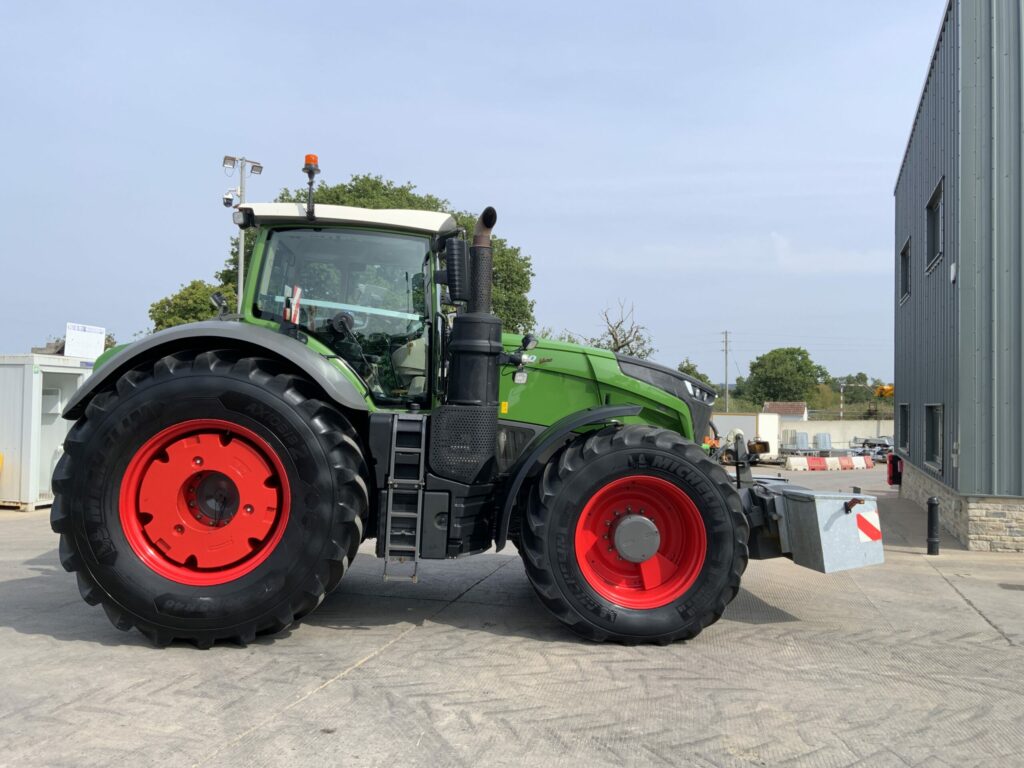 Fendt 1050 Profi plus Tractor (ST27261)