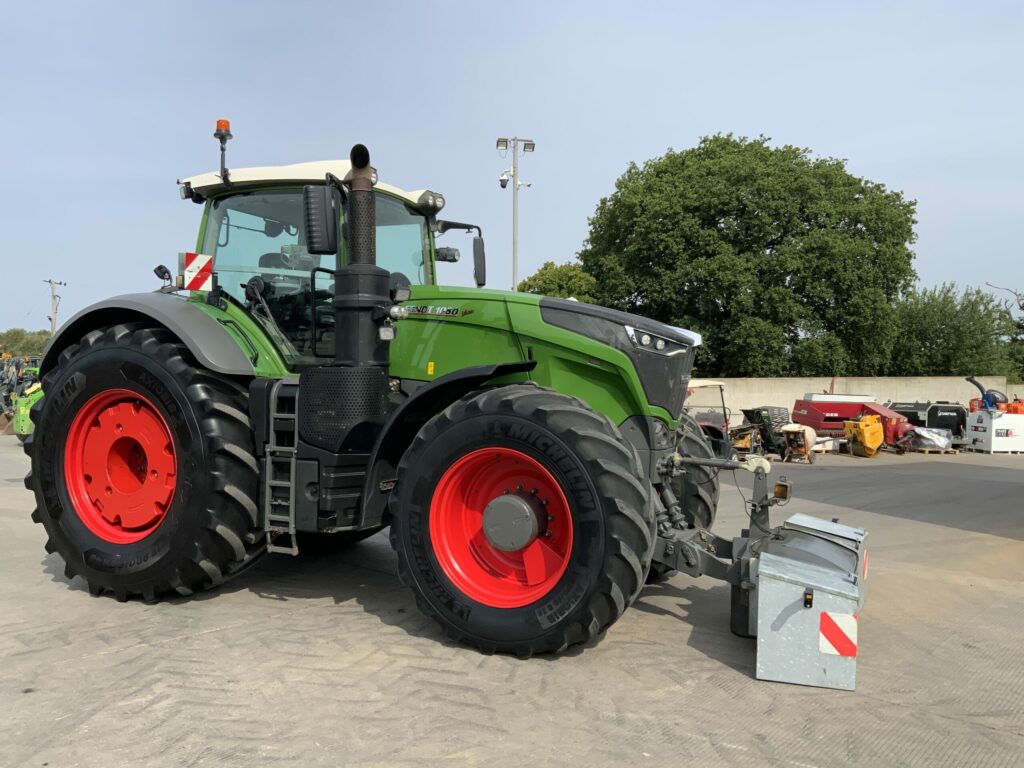 Fendt 1050 Profi plus Tractor (ST27261)