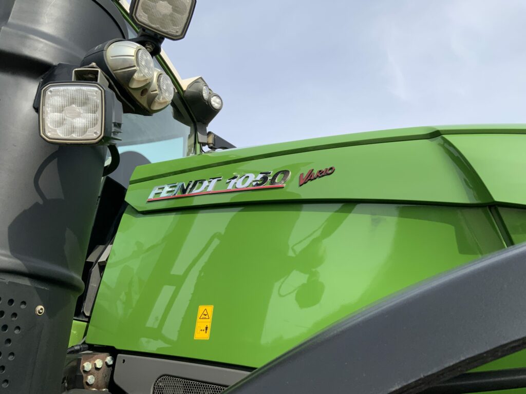 Fendt 1050 Profi plus Tractor (ST27261)