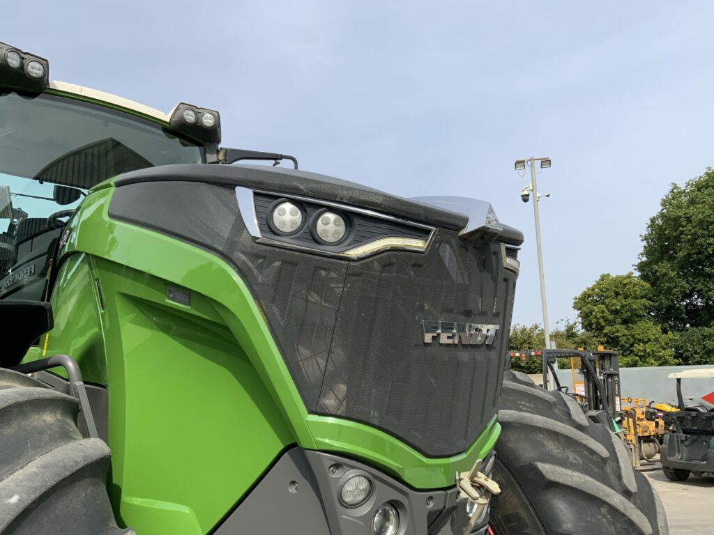 Fendt 1050 Profi plus Tractor (ST27261)