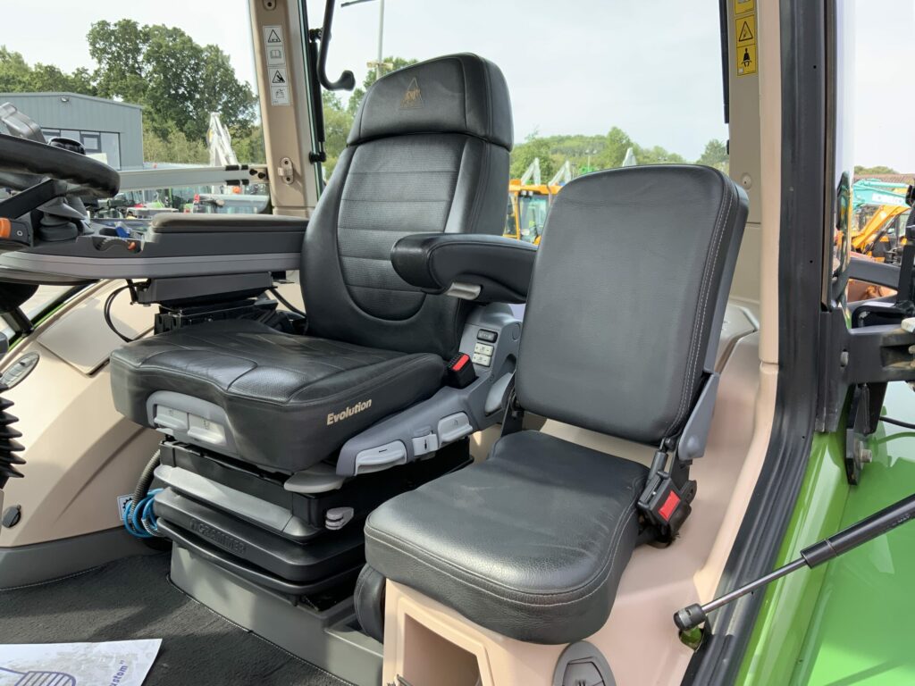 Fendt 1050 Profi plus Tractor (ST27261)