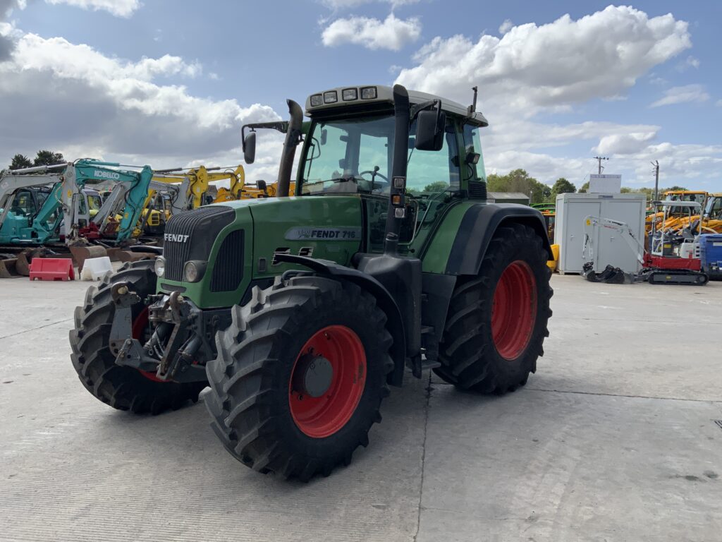 Fendt 716 Tractor (ST25458)