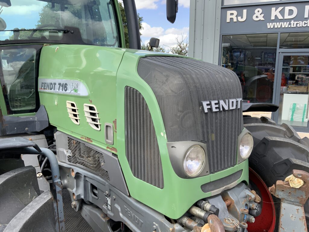 Fendt 716 Tractor (ST25458)