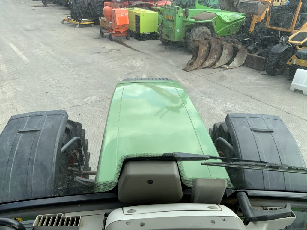 Fendt 716 Tractor (ST25458)