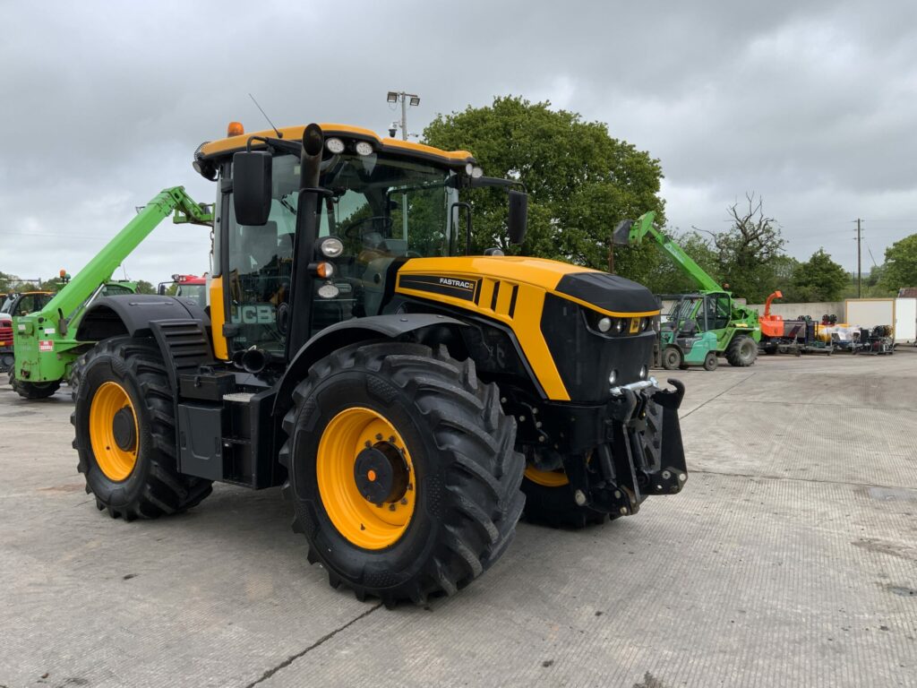 JCB 4220 Fastrac Tractor (ST26454)