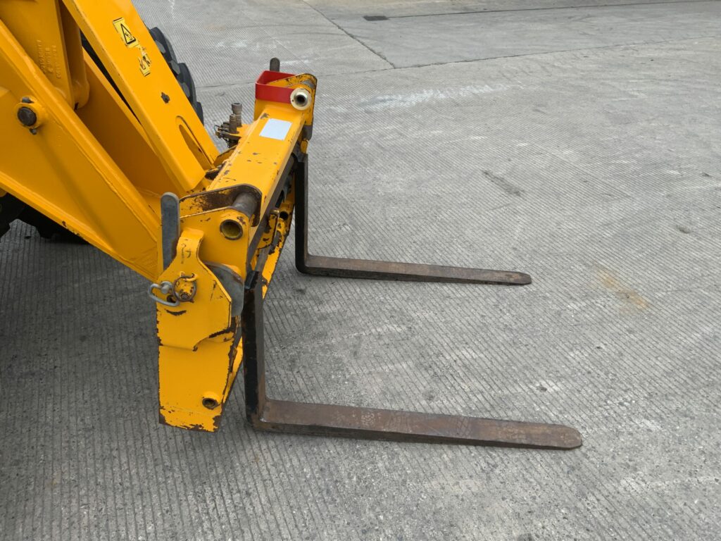 JCB 538-60 Agri Super Telehandler (ST26323)