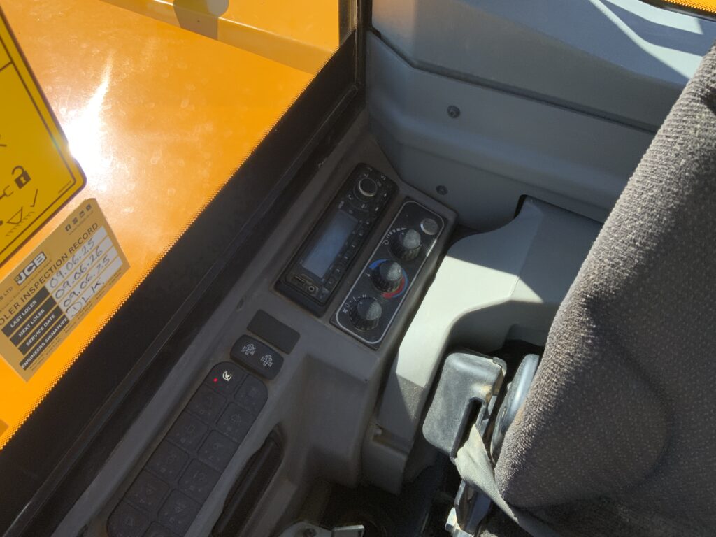 JCB 86C-2 Digger (ST26178)