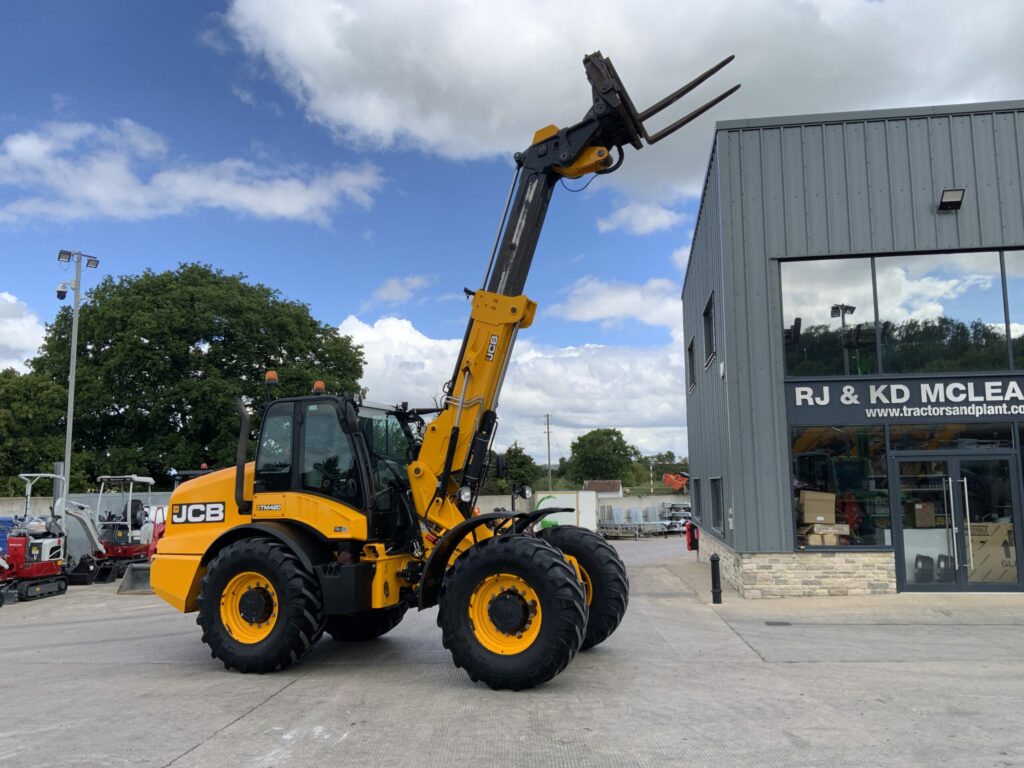 JCB TM420 Pivot Steer Telehandler (ST26845)