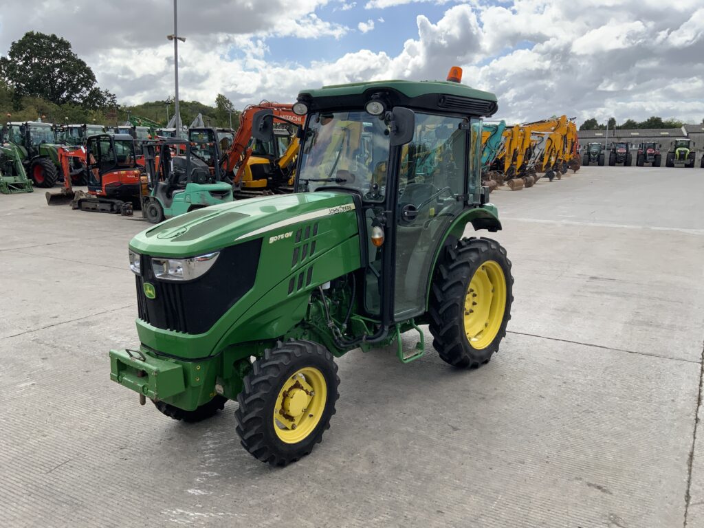 John Deere 5075 GV Narrow Tractor (ST26505)