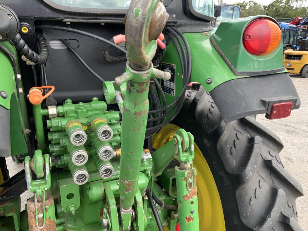 John Deere 5075 GV Narrow Tractor (ST26505)