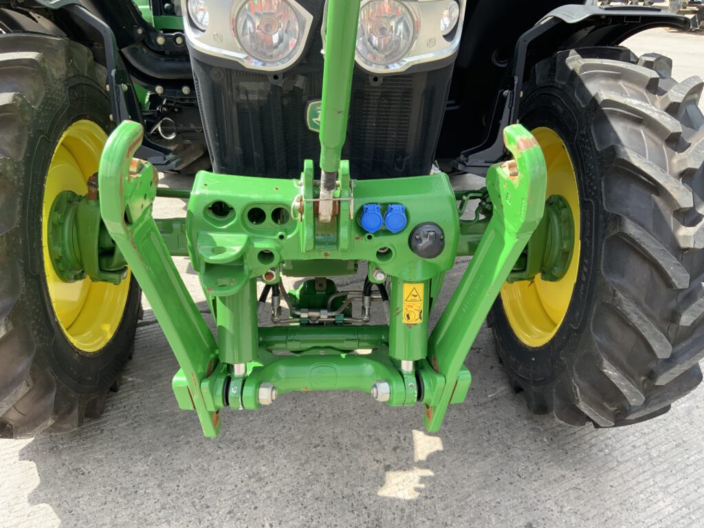 John Deere 6090M Tractor (ST26117)