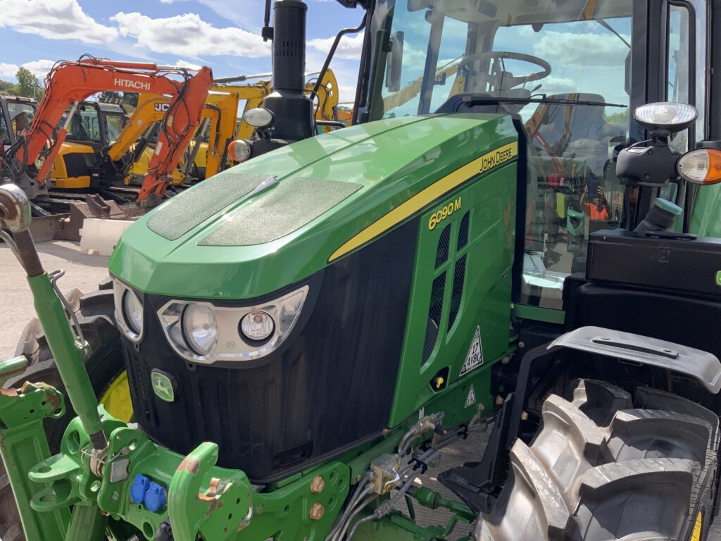 John Deere 6090M Tractor (ST26117)