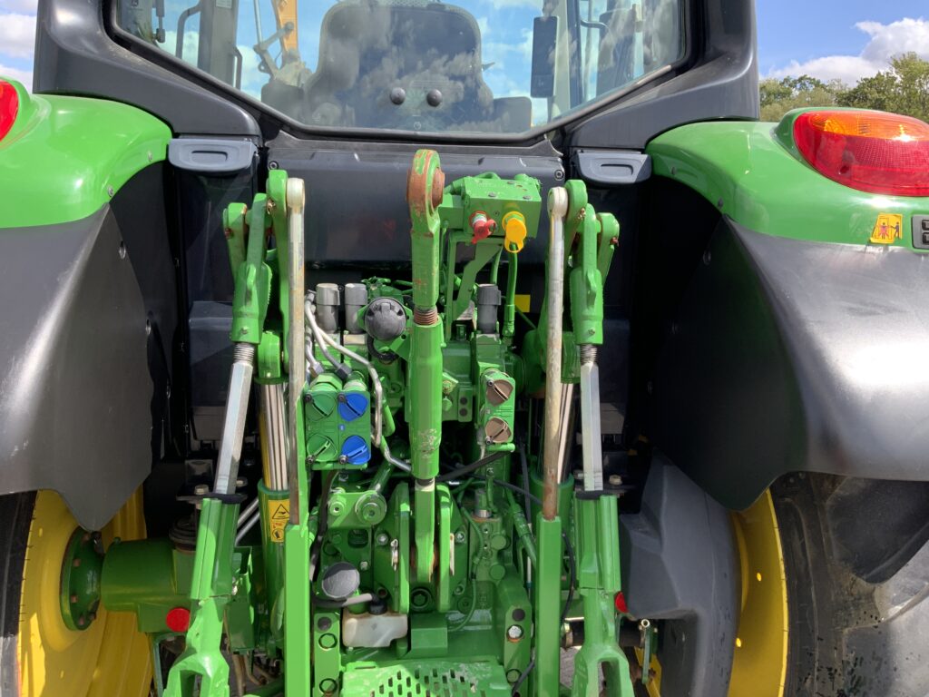 John Deere 6090M Tractor (ST26117)