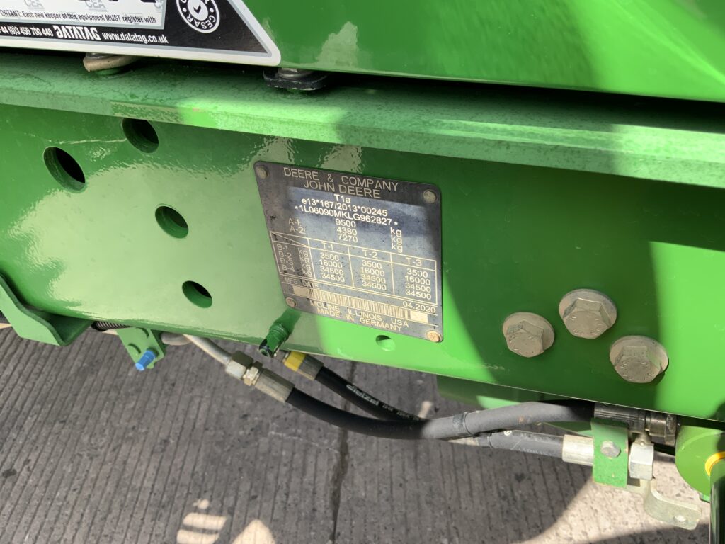 John Deere 6090M Tractor (ST26117)