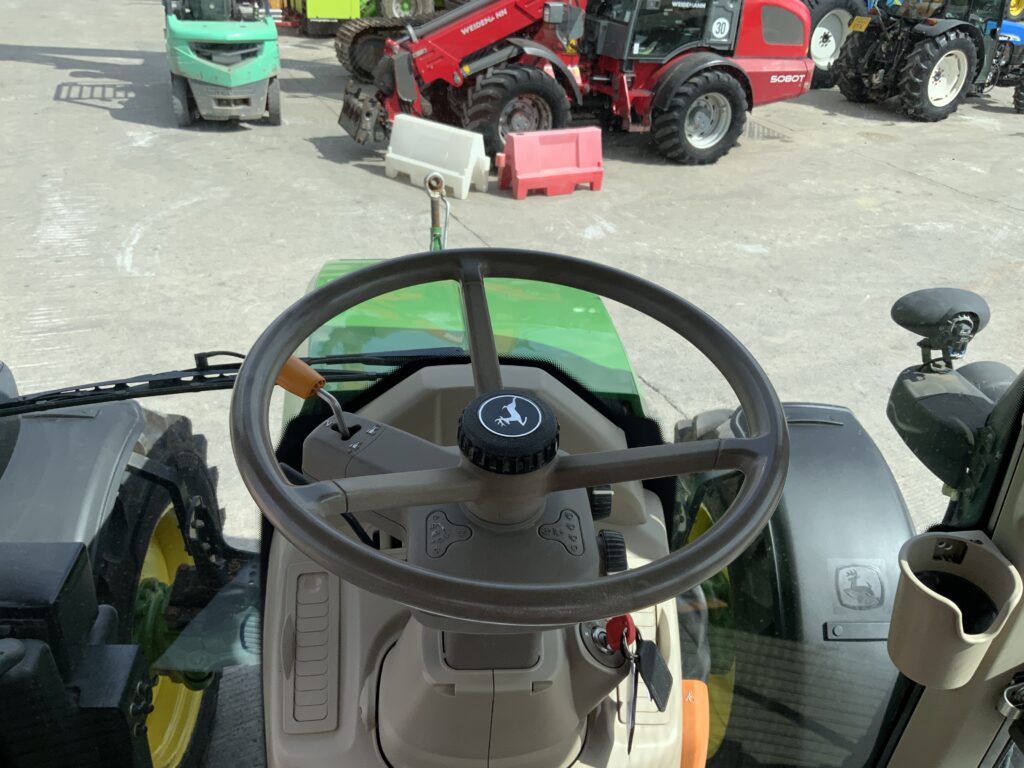 John Deere 6090M Tractor (ST26117)