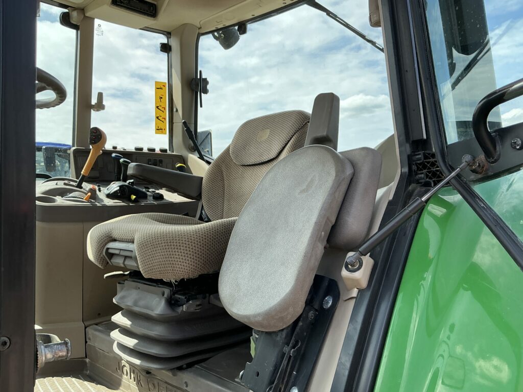 John Deere 6110M Tractor (ST24895)
