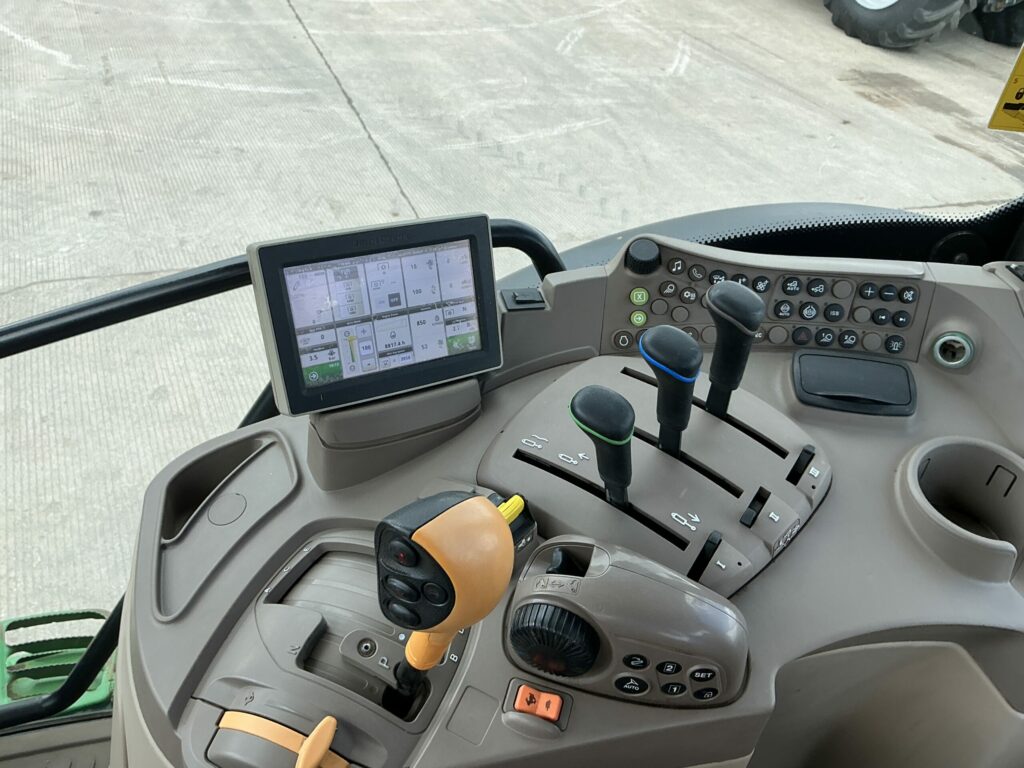 John Deere 6130R Tractor (ST26264)