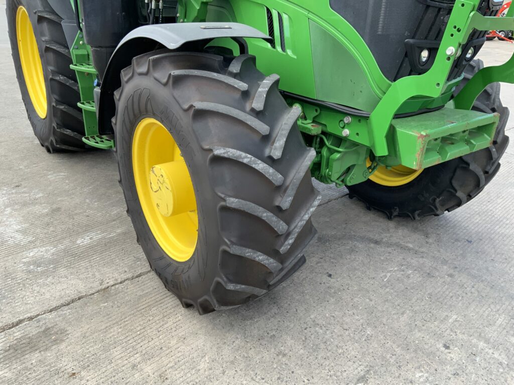 John Deere 6155R Tractor (ST26383)